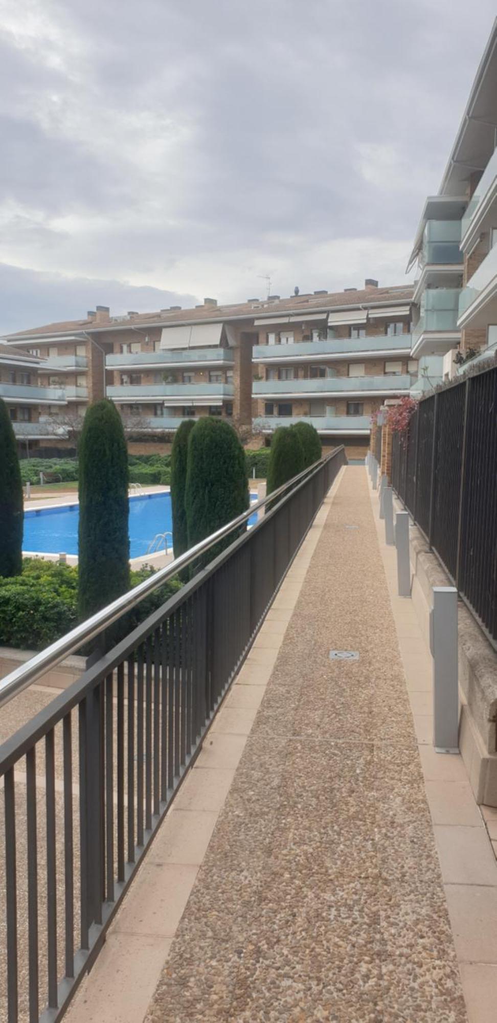 Habitacion Con Piscina Y Sauna Сант-Кугат-дель-Вальес Экстерьер фото